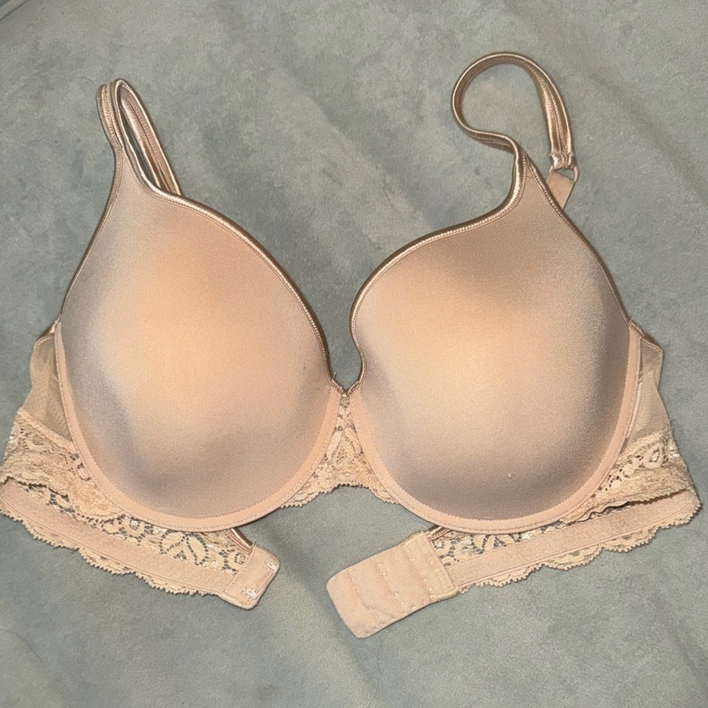 Wacoal Beige Lace Bra